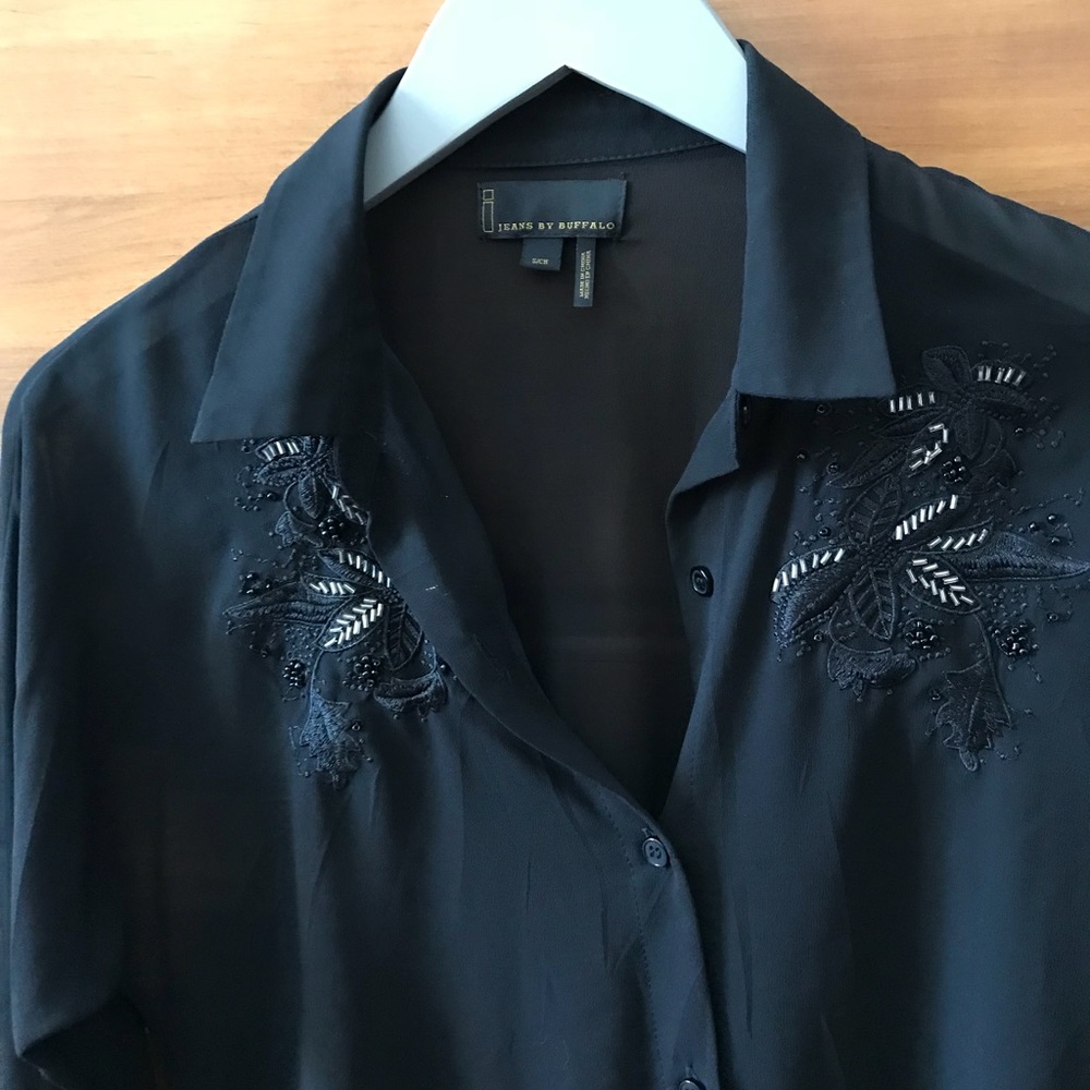 Jeans by buffalo sexy see -thru shirt size S